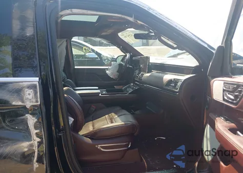 2018 Lincoln Navigator Black Label from USA, damaged, VIN 5LMJJ2TT8JEL06976